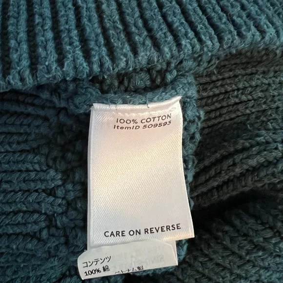 L.L. Bean Signature Teal Gradient Cowl Neck Sweater Women’s size L - Picture 5 of 6